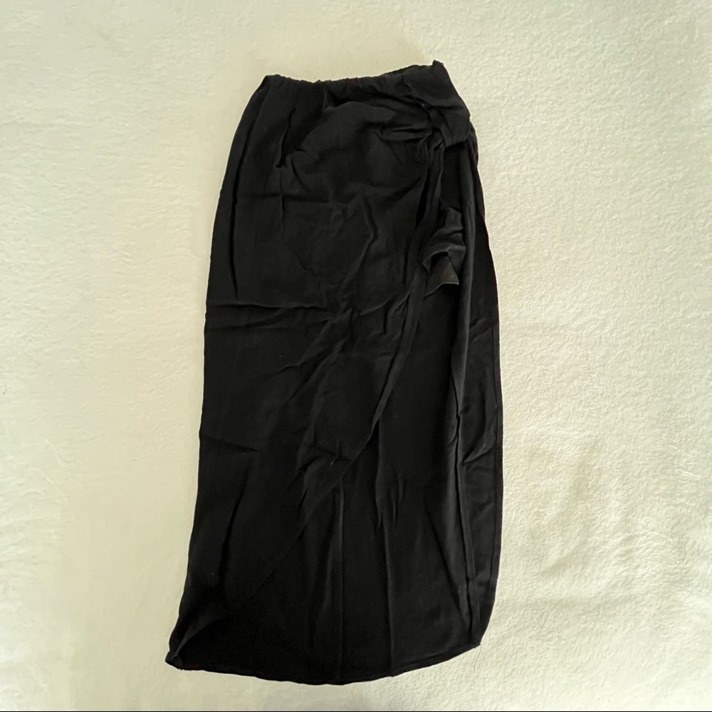 Forever 21 knot tie beach long black skirt